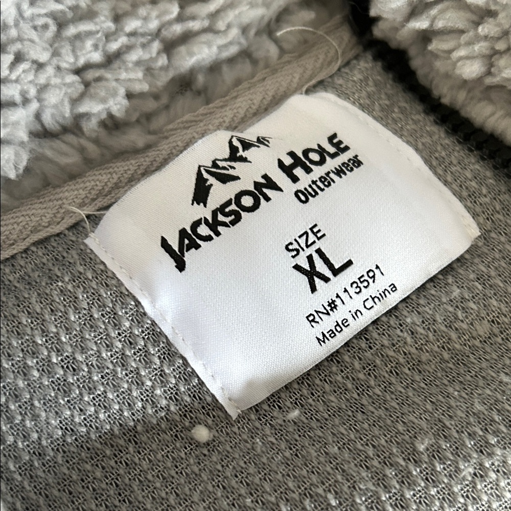 3/$20 Cozy Gray Sherpa Fleece Sweatshirt - Picture 2 of 5